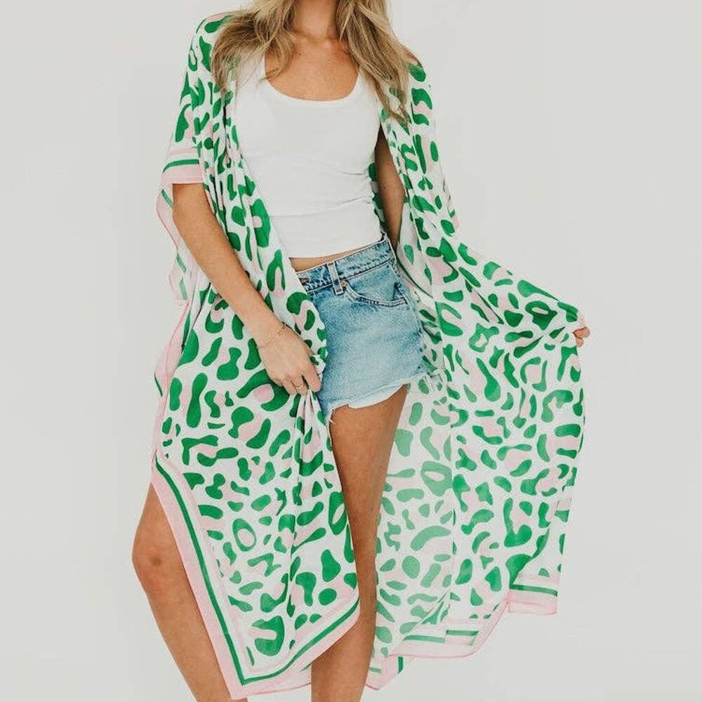 Lena Leopard Kimono